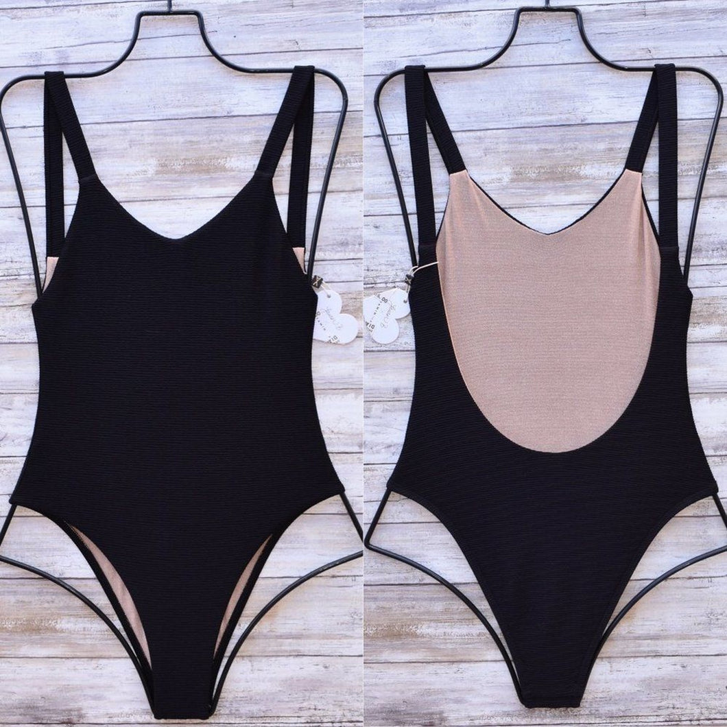 Vitamin A Vitamin A Swimwear x Lauren Bushnell Collaboration LEAH Black One Piece Swimsuit – PerfectKini