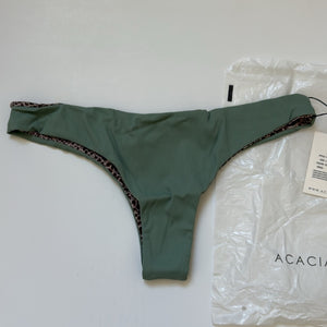 acacia swimwear Acacia Swim HO'OKIPA Ribbed Bikini Bottom - Clover - Cheeky, Minimal Coverage - Size Large  – PerfectKini