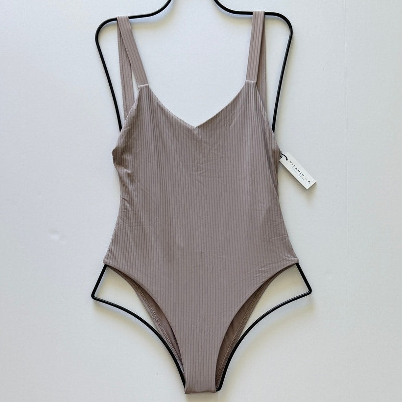 Vitamin A Swimwear Leah One Piece - Mallorca EcoRib | Front view