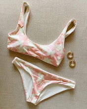 L*Space Swimwear 'Lizzie' Bikini Top in Paradise Bloom